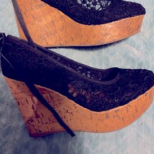 Black lace wedges